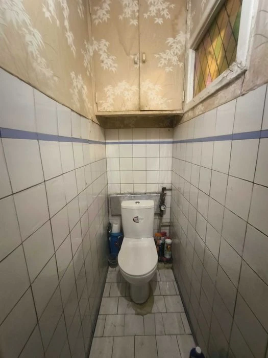 Without % Sale of 3-room apartment Laboratornyi lane 4. Pechersk. Tseg