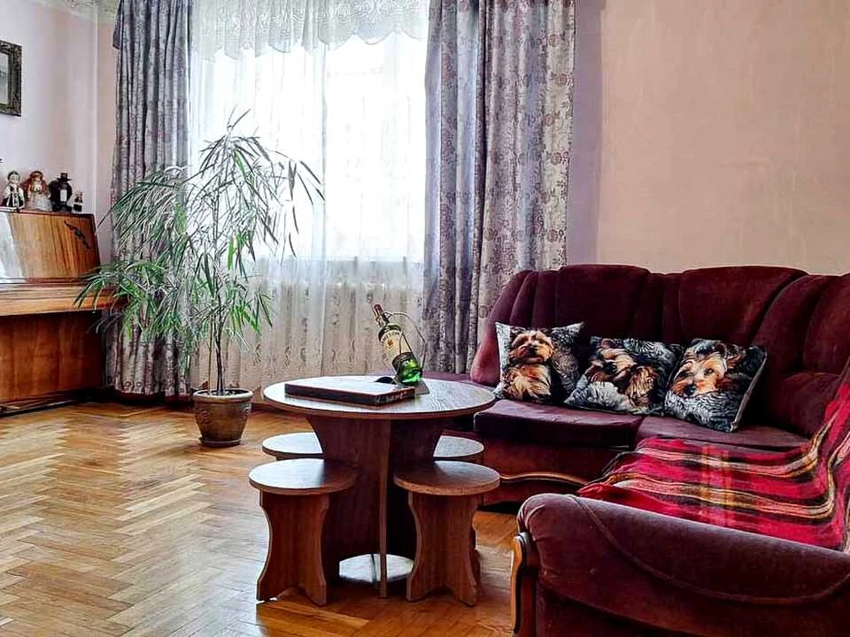 Будинок. Рівне, Софіївська вул.
