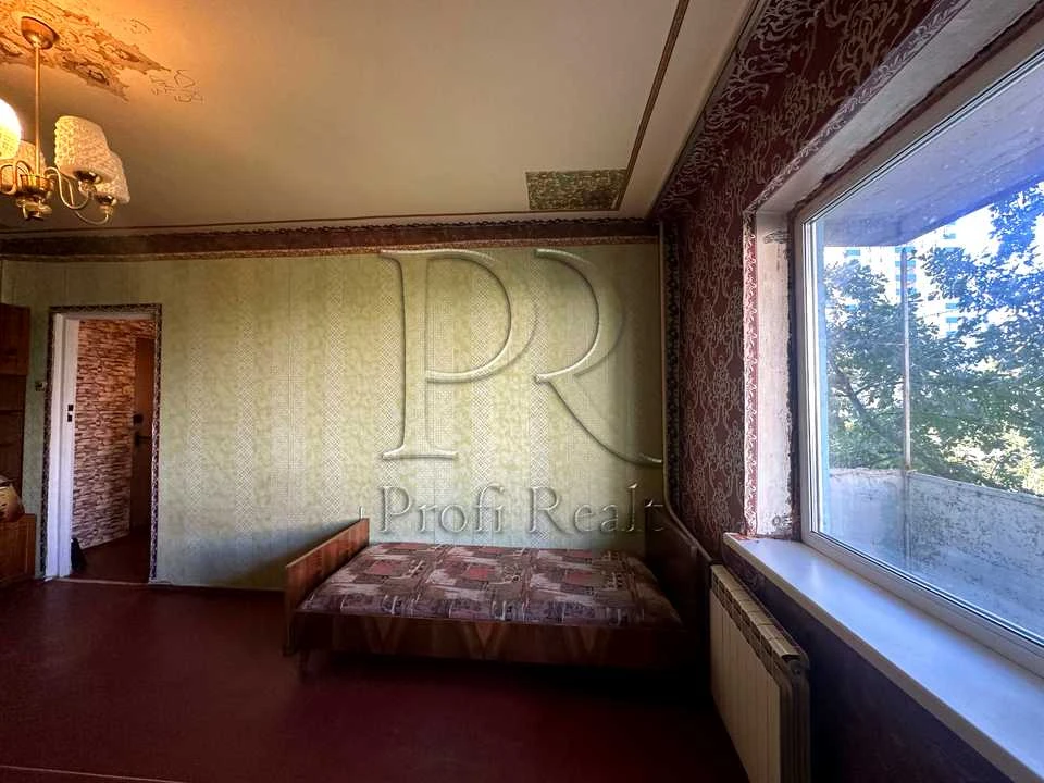 Apartment. Kyiv, Yordanska St. (Layosha Gavro)