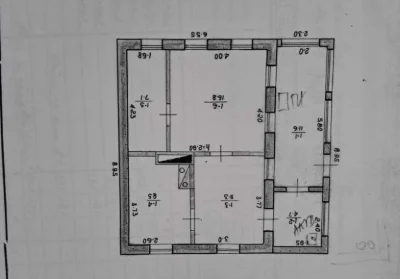 Продам 4-х комнатный дом, Земли 6  соток,  гараж. Победа-6