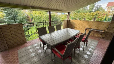 Продам автономный дом 200 кв.м. Золотые ключи, 8 соток. Цент