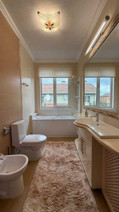 Продам автономный дом 200 кв.м. Золотые ключи, 8 соток. Цент
