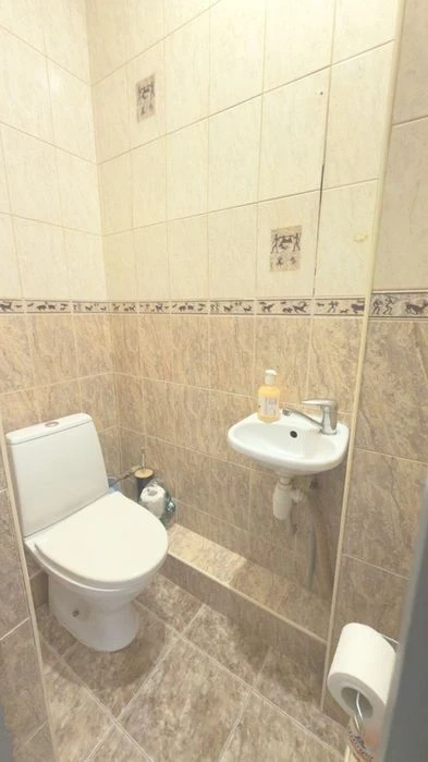 Продаж, будинок, Дніпровський район, 2 поверхі
