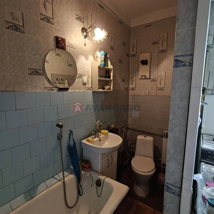 House for sale at 74 P. Chubynskoho Street.