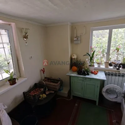House for sale at 74 P. Chubynskoho Street.