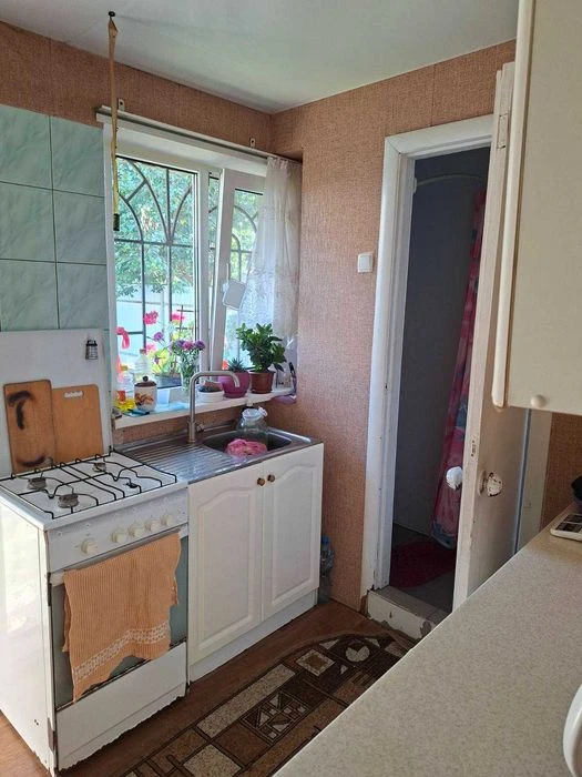 Продам два дома на одном участке, Зеленый Яр, ул. Академичес