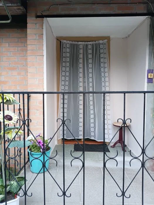 Sale of part of the house on Vagonna Street