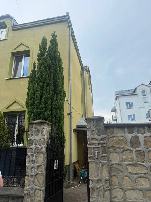 Продається будинок в самому центрі міста. Вулиця франка, коп