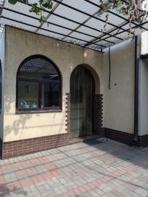 Sale of a cozy 2-story house