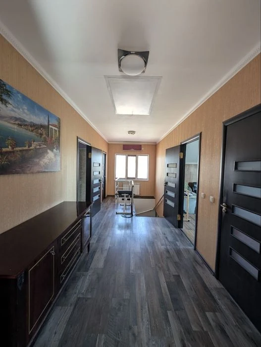 Sale of a cozy 2-story house