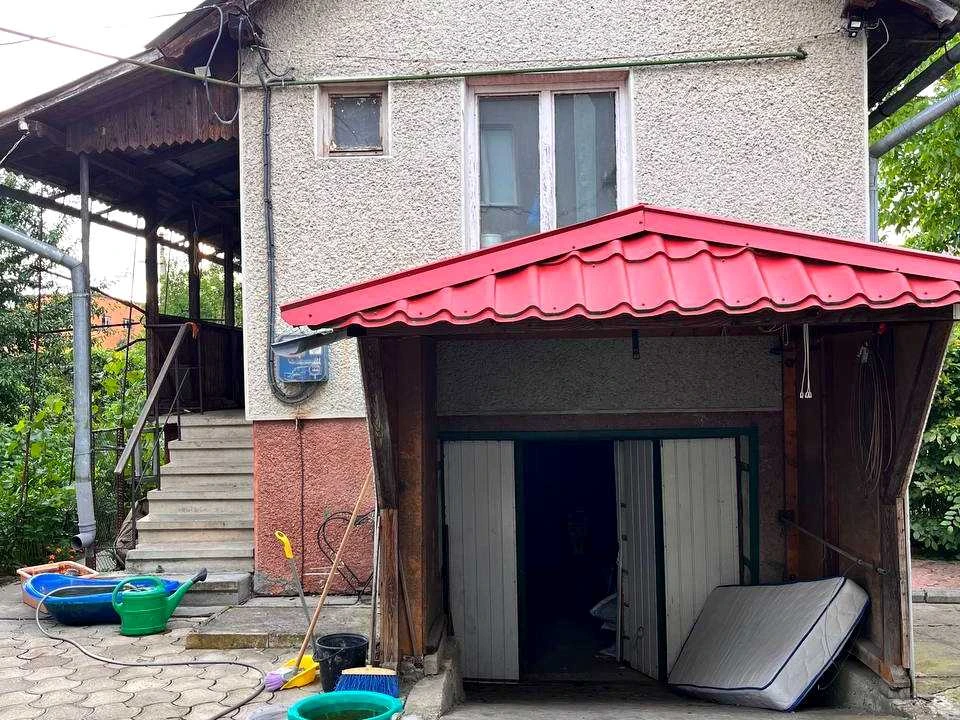 Будинок. Івано-Франківськ, Світла вул.