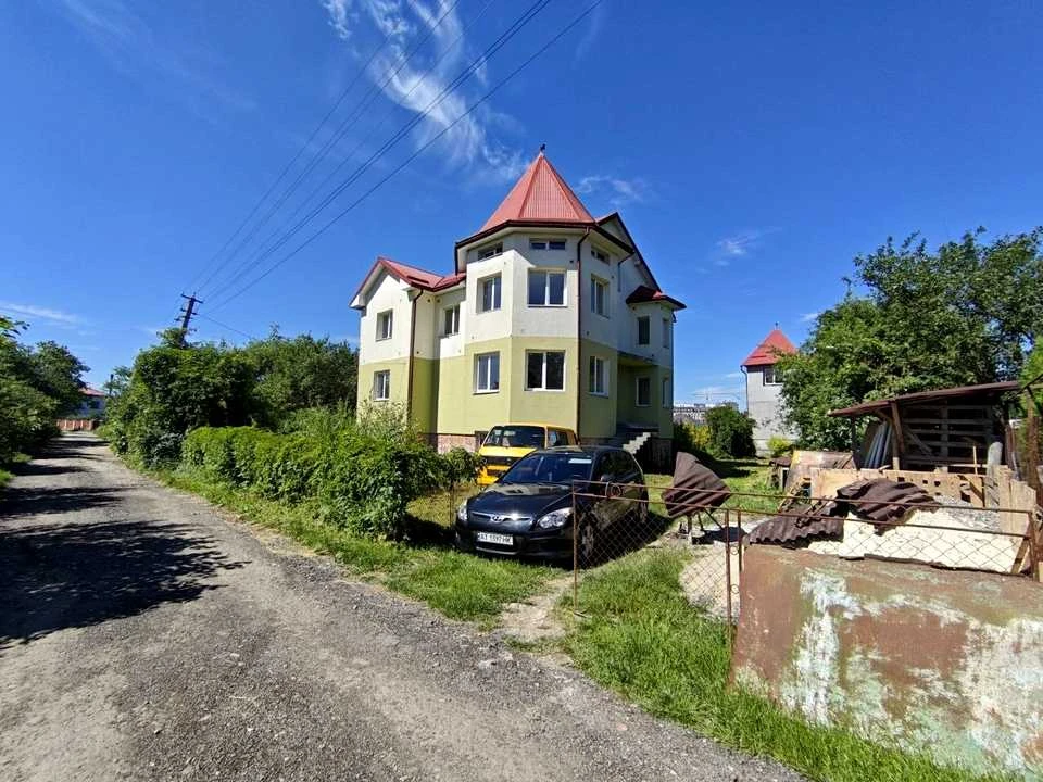 Будинок. Івано-Франківськ, нова