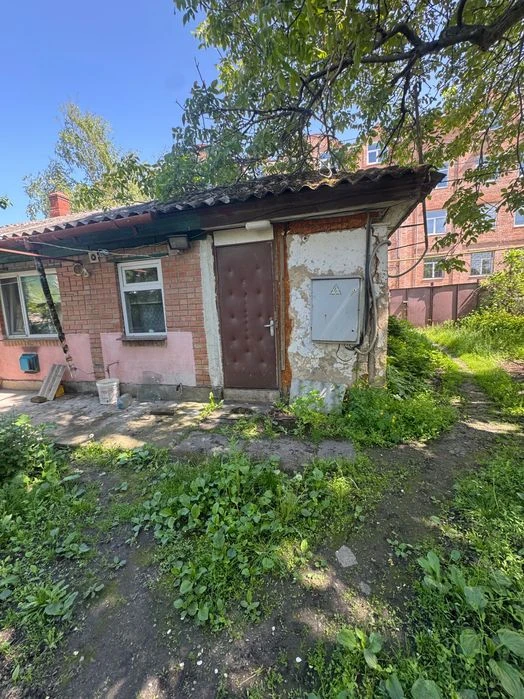 Продається частина будинку