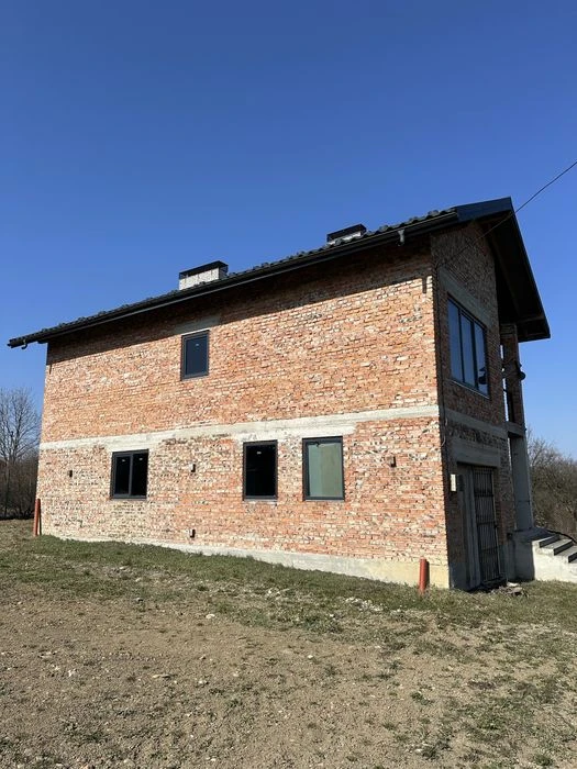 Продається будинок в Демʼяновому Лазу