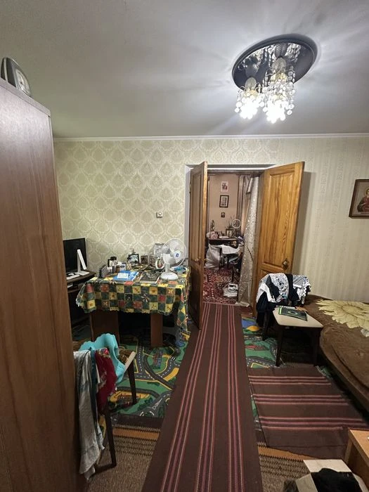Продаємо будинок