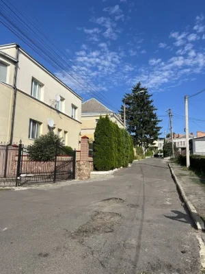 Продаж частини будинку у місті Луцьк 85м2