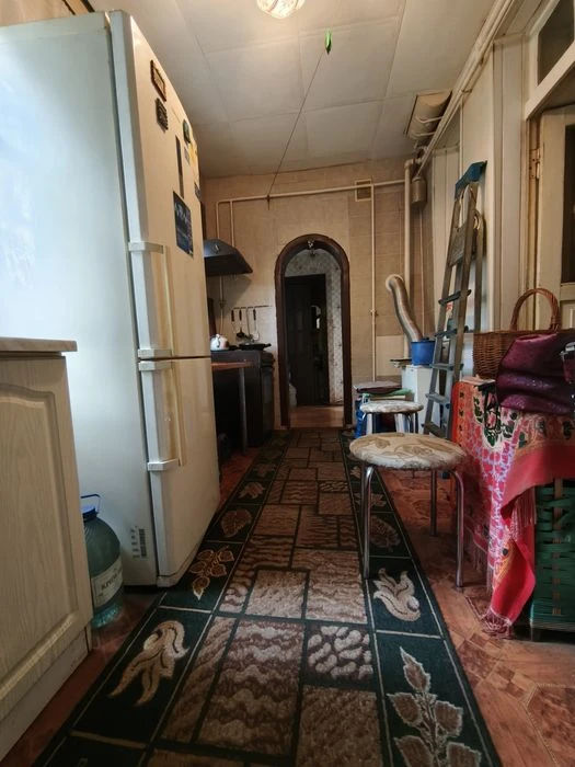 Продам пів будинку, район 5/5