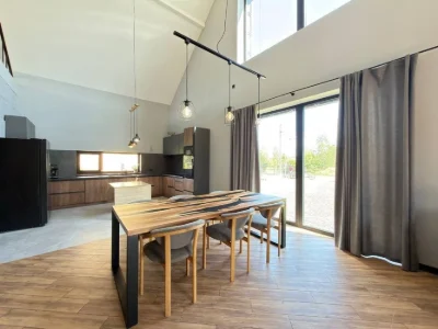 Сучасний будинок 270 м² поруч із сосновим лісом | 12 сотих