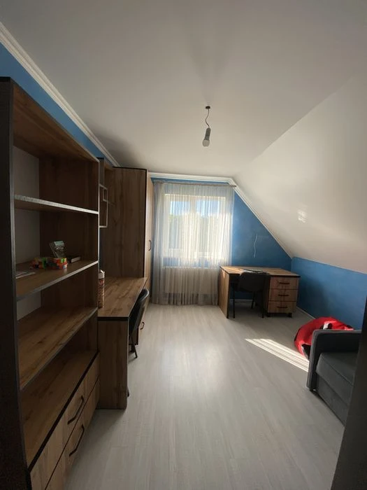 Продаж 2 поверхового будинку на Вишкові