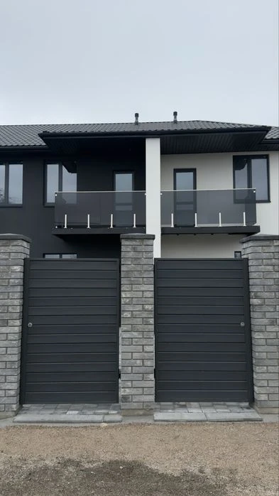 Продаж сучасних таунхаусів на Катранівці | ЄОселя | ЄВідеовл