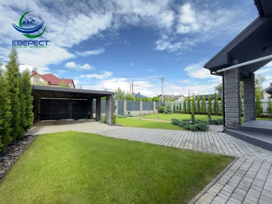 Продаж стильного та сучасного будинку на околиці Луцька!