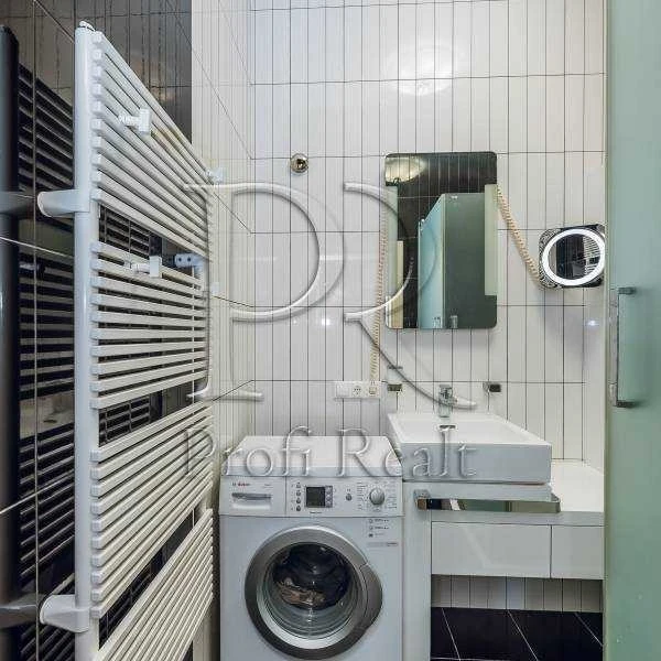 2-room apartment 50 m² for sale, Yaroslavskaya Street, 30