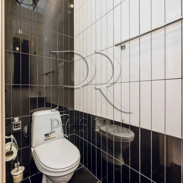 2-room apartment 50 m² for sale, Yaroslavskaya Street, 30