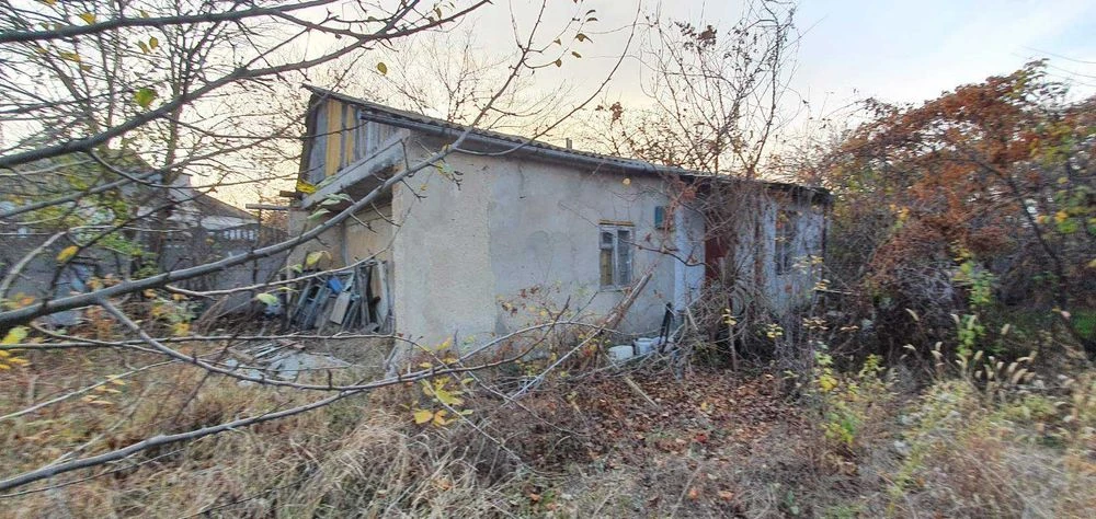 Продам  дом с земельным участком в  Ракетной Роще