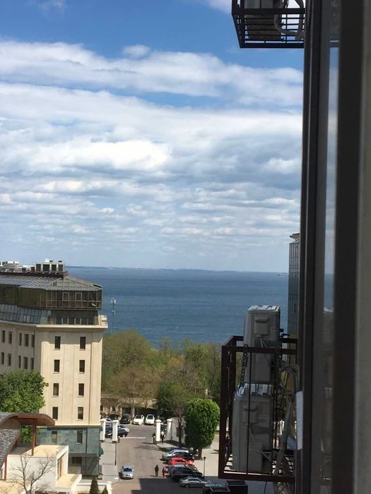 1 room for rent apartment with sea view 9 Zhemchuzhina
