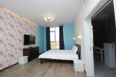 1 room for rent apartment with sea view 9 Zhemchuzhina