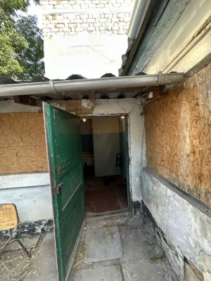 Продаю дом с гаражом в центре