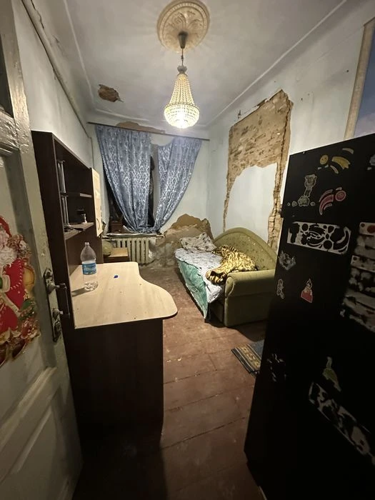 Продаю дом с гаражом в центре