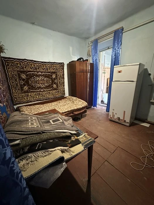 Продаю дом с гаражом в центре