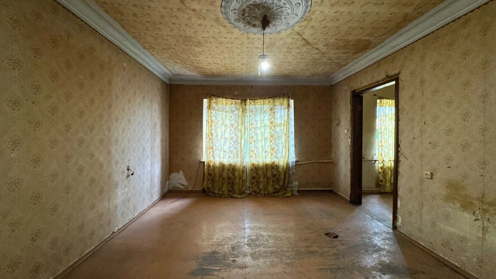 Продам частину будинку 56 м2 3 сот Цегла Централізоване опал