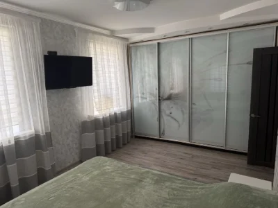 Продам затишний будинок у районі Лісок— 74 м², 4 кімнати, 5
