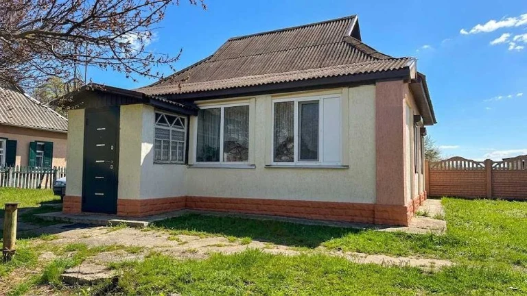 Продаж будинку 45 м2 12 сот Цегла, поруч річка Зупинка 2х пі