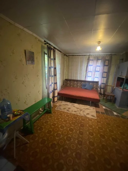 Продам дачу в мальовничому місці, поруч річка та ставок