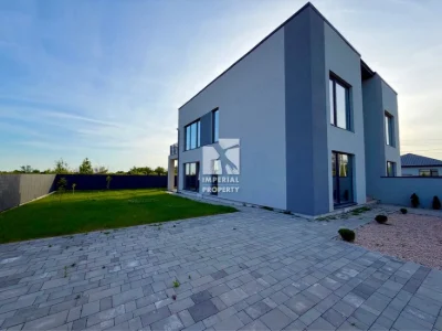 Продажа буднка в тихому районі ! Топ пропозиція! Ужгород!