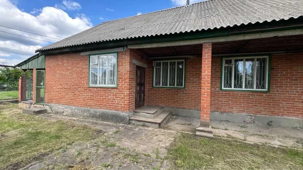 Продаж 2 поверхового будинку 346 м2 15 сот Цегла 2 сан вузла