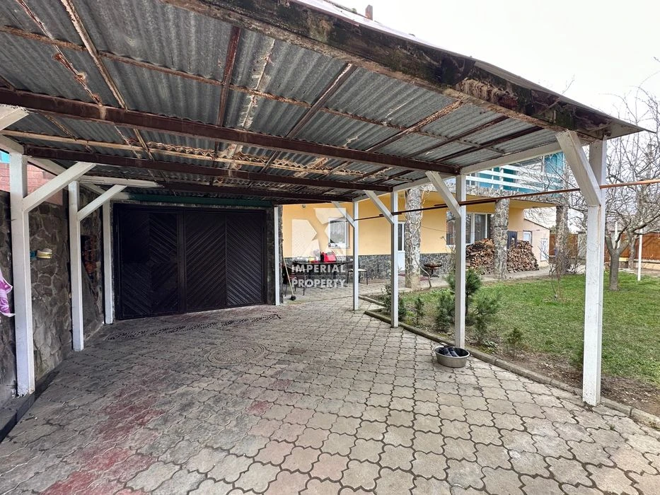 Продам великий будинок в Ужгороді! Підійде під комерційні пр