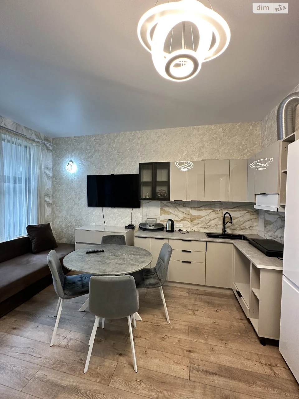 Продажа квартир Приморский.