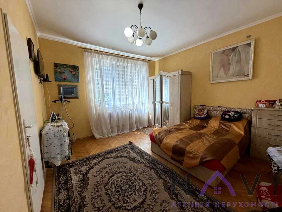 Будинок. Ужгород, Митна вул.