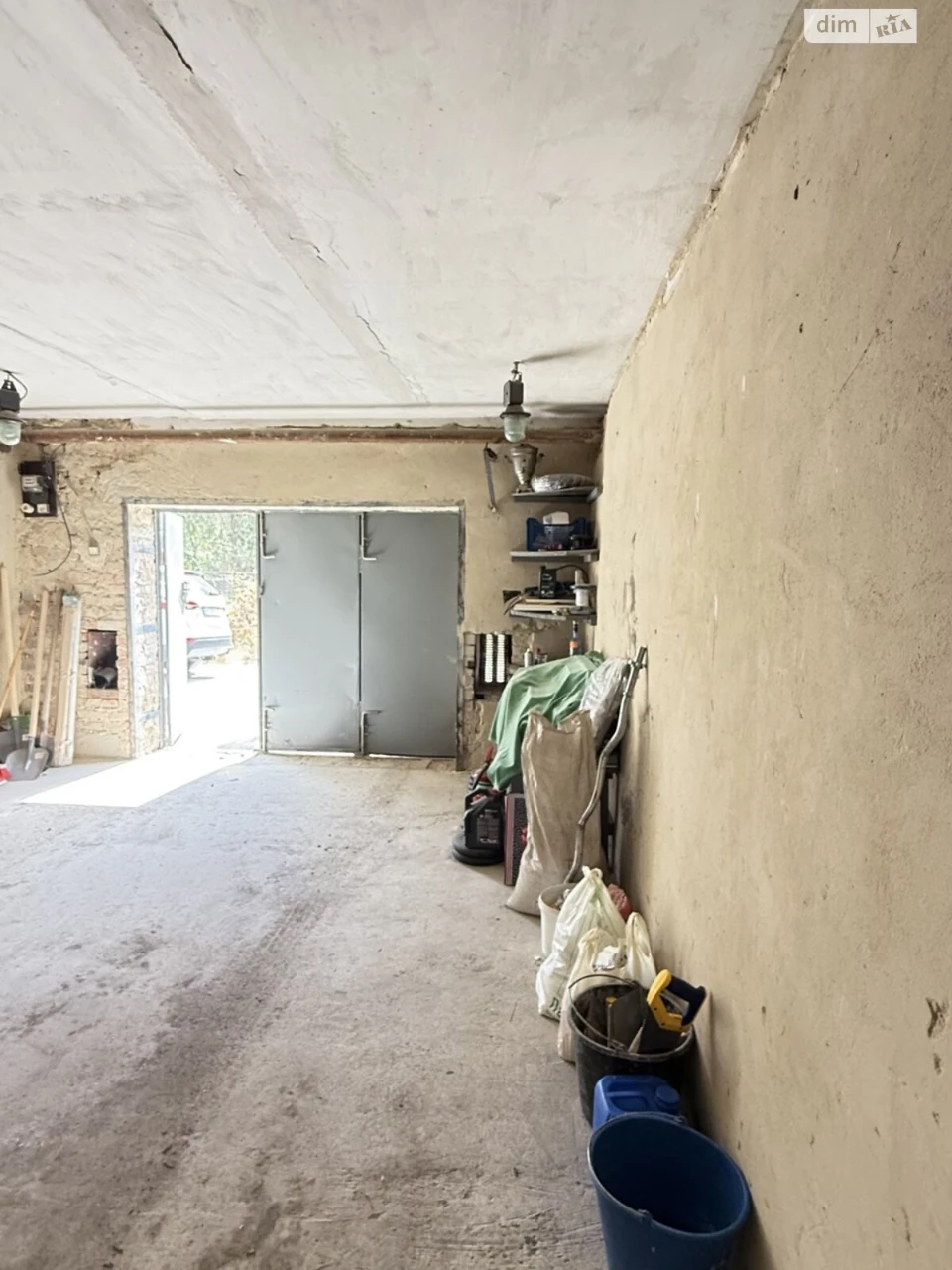 Продаж Місце в гаражному кооперативі Бам