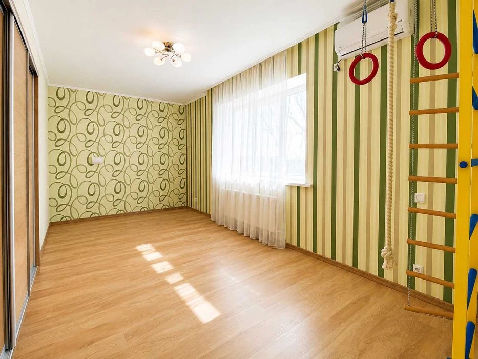 Продаж 2 поверхового будинку 200 м2 7 сот. Ремонт. Індив опа