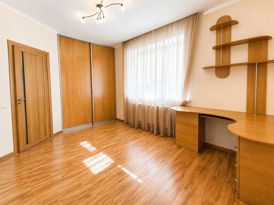 Продаж 2 поверхового будинку 200 м2 7 сот. Ремонт. Індив опа