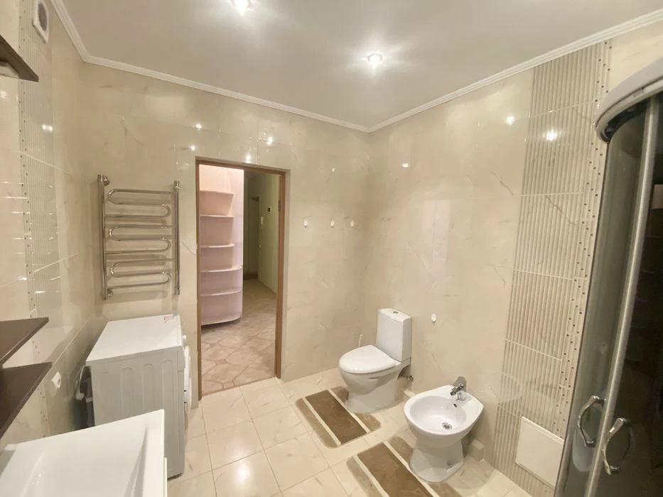 Sale of a large 1-room apartment. Ivasyuka Street. Newly built building