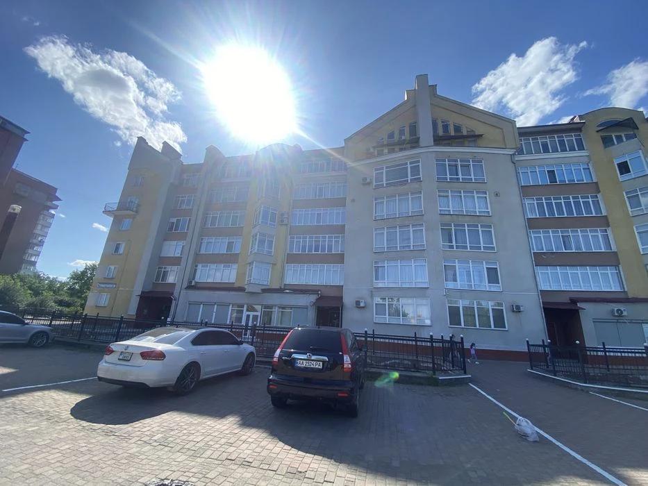 Sale of a large 1-room apartment. Ivasyuka Street. Newly built building