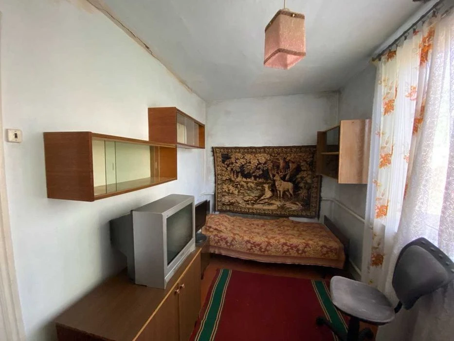 Частина будинку, 3 кімнати, 2 гаража, район Можайського
