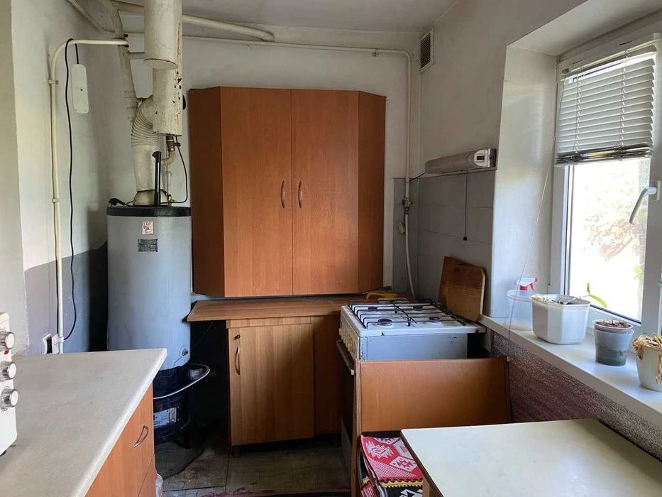 Частина будинку, 3 кімнати, 2 гаража, район Можайського