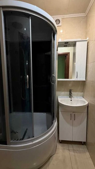 Продаж будинку Чіковані/Симиренківська